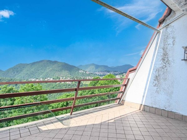 appartamento in vendita ad Aviatico in zona Amora