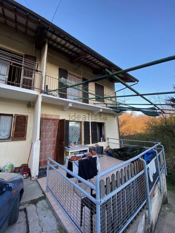esavano in vendita ad Agliè
