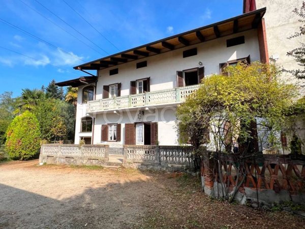 casa indipendente in vendita ad Agliè