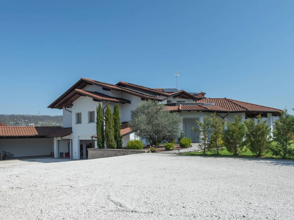 villa in vendita ad Agliè
