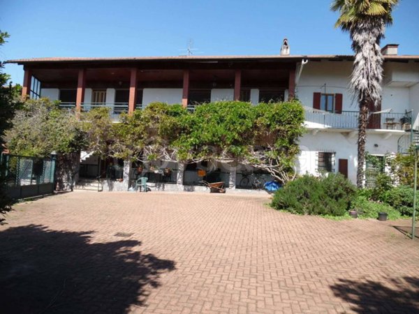casa indipendente in vendita ad Agliè in zona Santa Maria