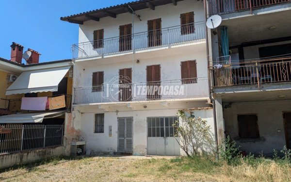 casa indipendente in vendita ad Agliè
