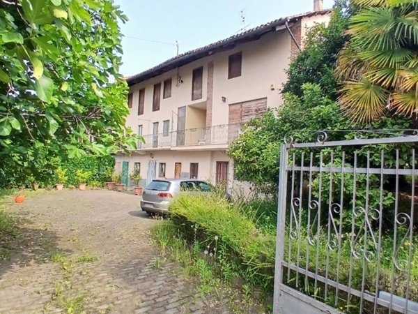 casa indipendente in vendita ad Agliè