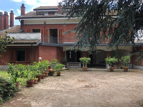 casa indipendente in vendita ad Agliè