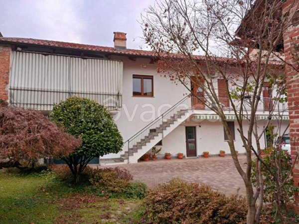 casa indipendente in vendita ad Agliè