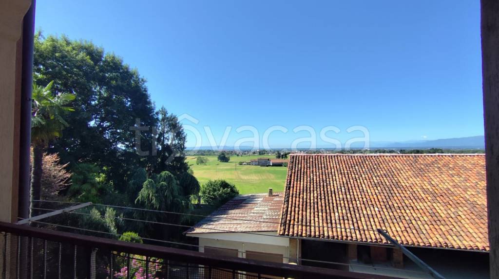 appartamento in vendita ad Agliè in zona Santa Maria