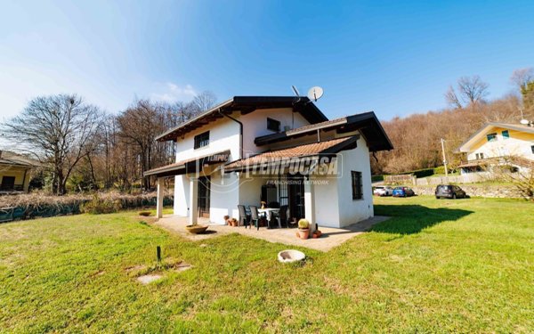 casa indipendente in vendita ad Agliè