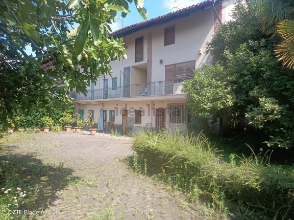 casa indipendente in vendita ad Agliè
