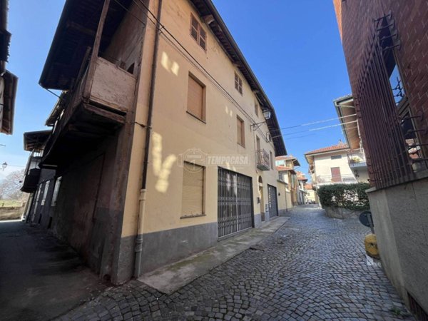 intera palazzina in vendita ad Agliè