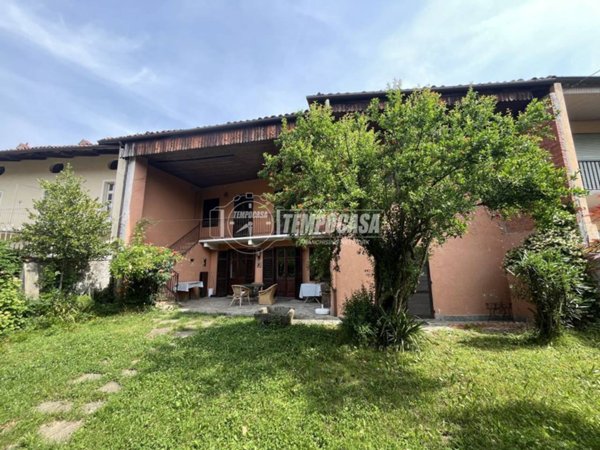 casa indipendente in vendita ad Agliè