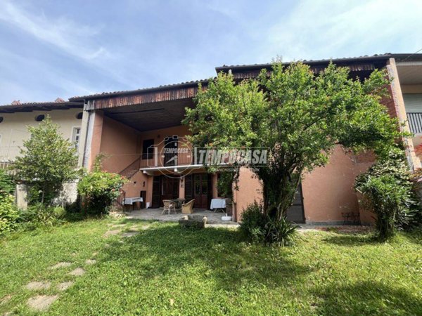 casa indipendente in vendita ad Agliè