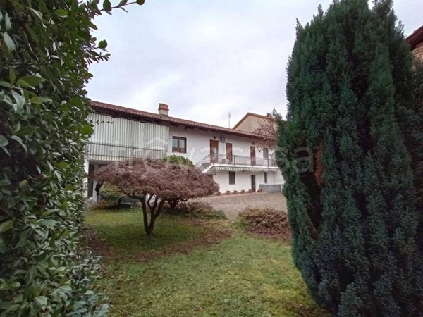 casa indipendente in vendita ad Agliè