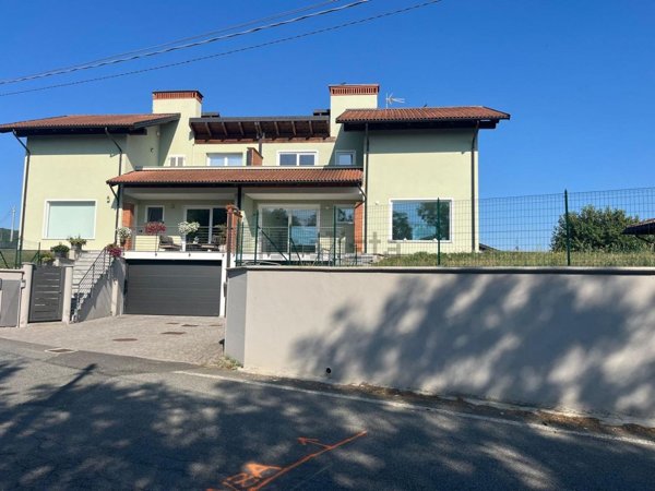 casa indipendente in vendita ad Agliè