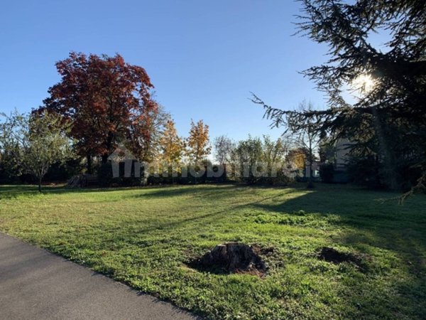 terreno agricolo in vendita ad Azzano San Paolo