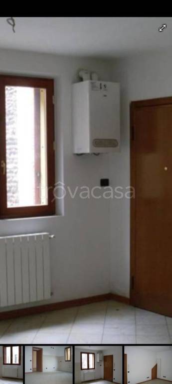 appartamento in vendita ad Azzano San Paolo