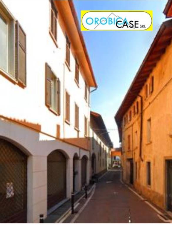 appartamento in vendita ad Azzano San Paolo