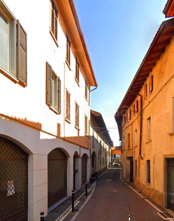 appartamento in vendita ad Azzano San Paolo