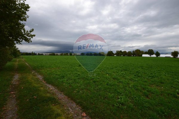 terreno agricolo in vendita ad Azzano San Paolo