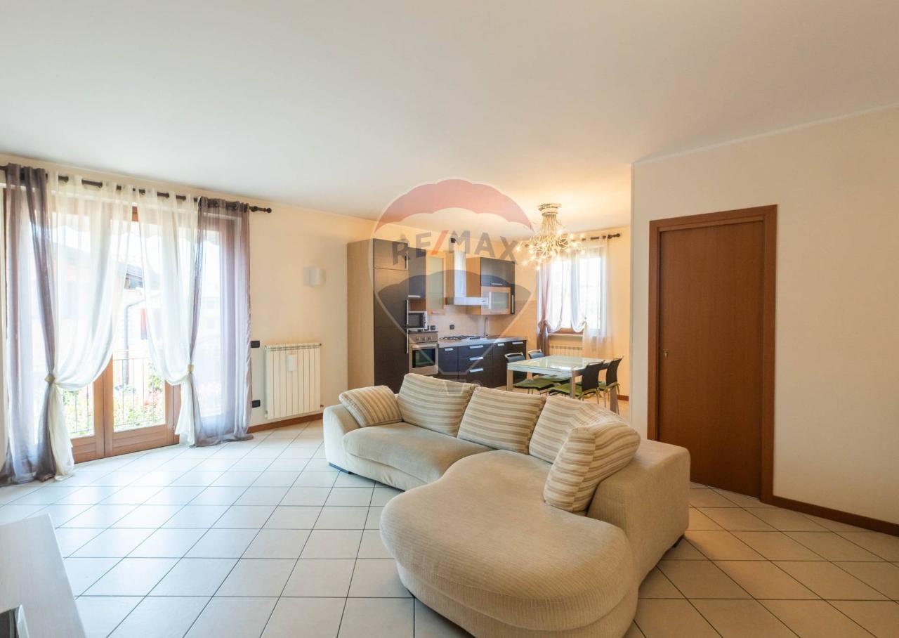 appartamento in vendita ad Azzano San Paolo