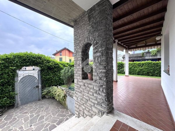 appartamento in vendita ad Azzano San Paolo