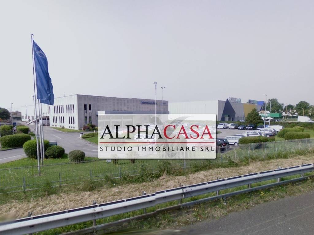 intera palazzina in vendita ad Azzano San Paolo