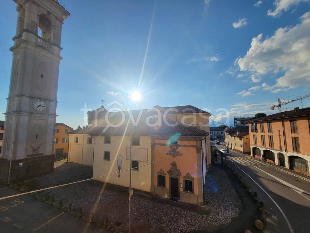 appartamento in vendita ad Azzano San Paolo