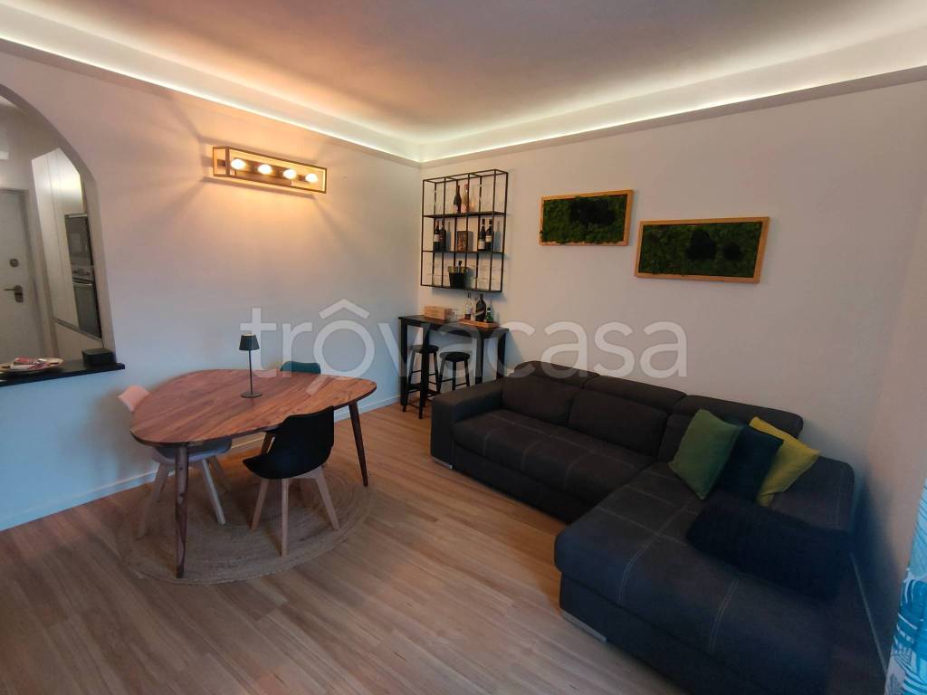 appartamento in vendita ad Azzano San Paolo