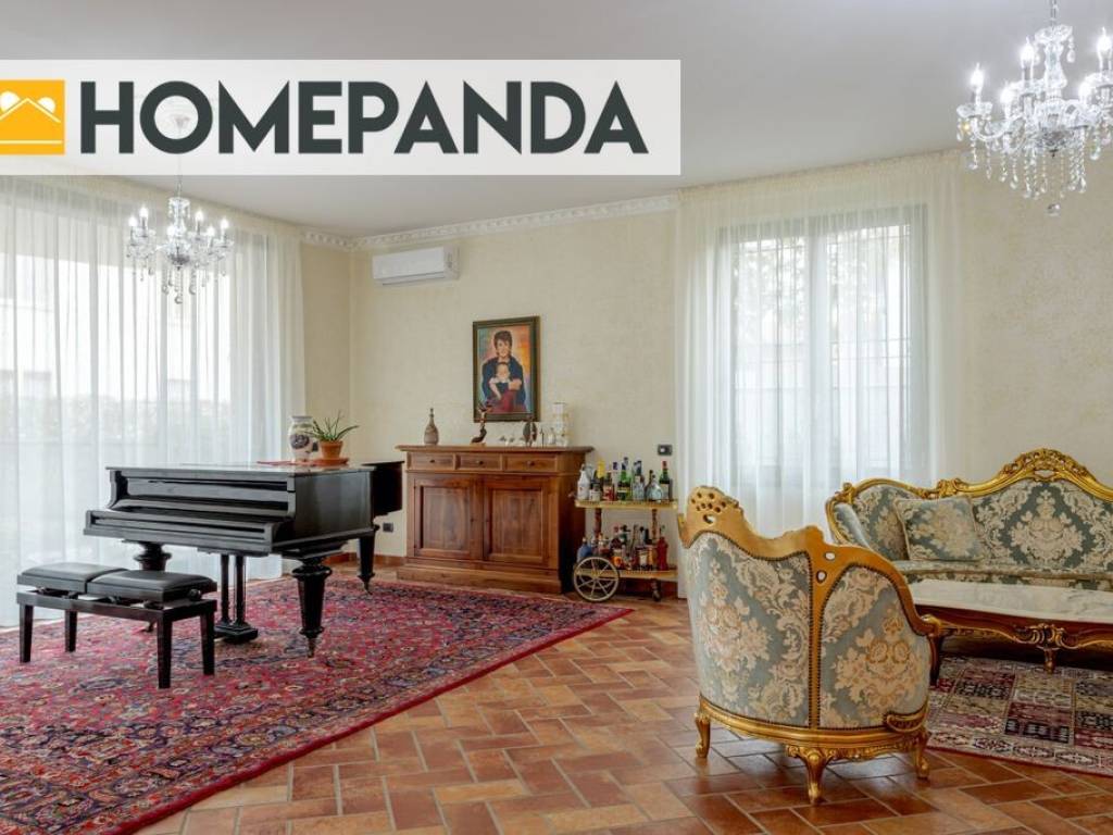 casa indipendente in vendita ad Azzano San Paolo