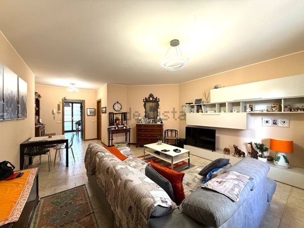 appartamento in vendita ad Azzano San Paolo