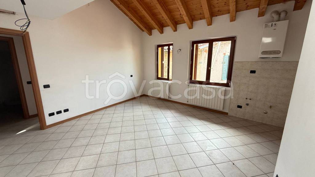 appartamento in vendita ad Azzano San Paolo