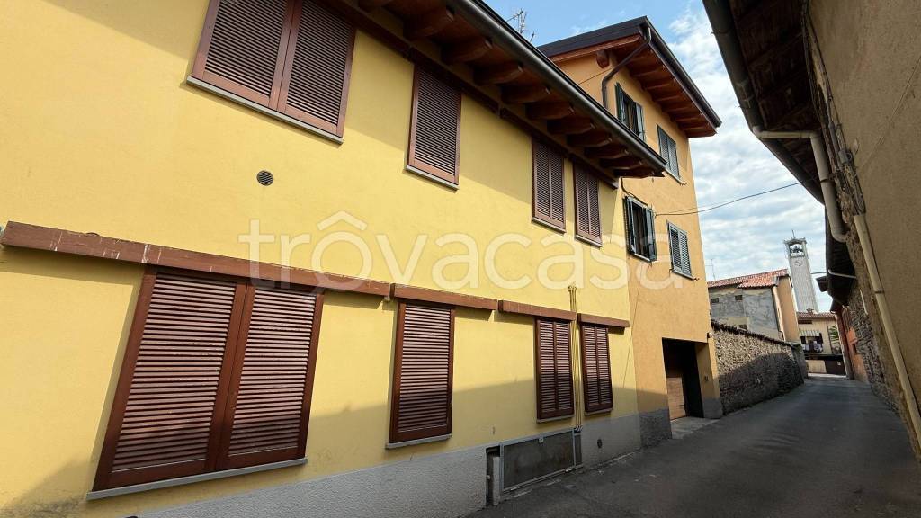 appartamento in vendita ad Azzano San Paolo