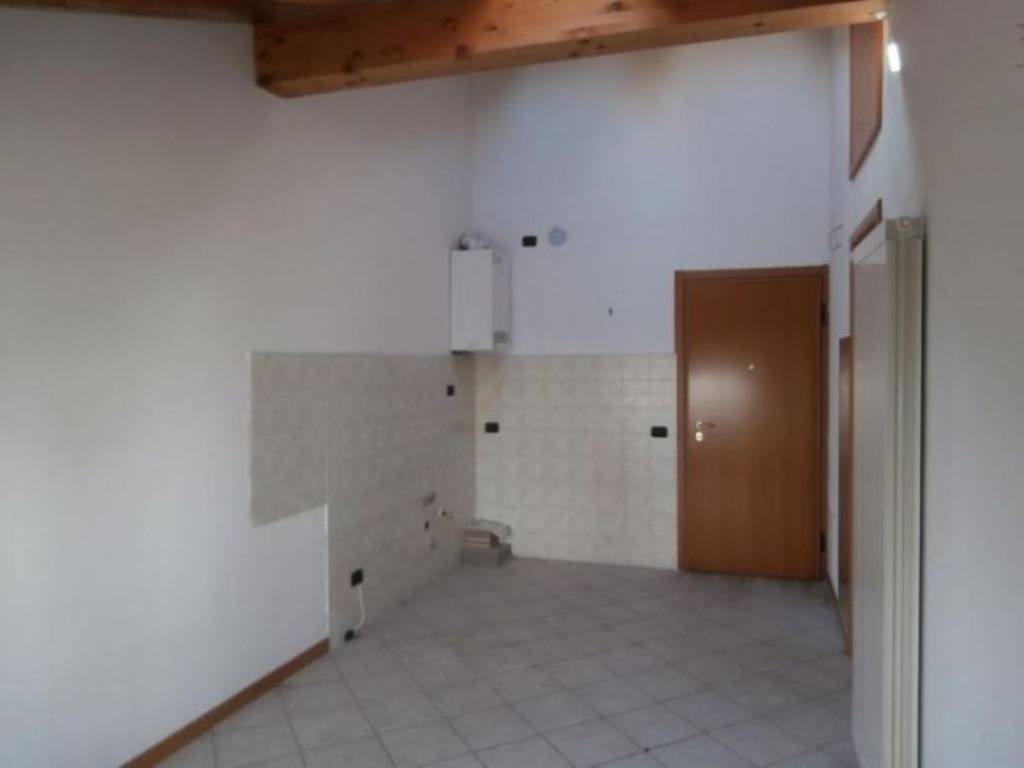 appartamento in vendita ad Azzano San Paolo
