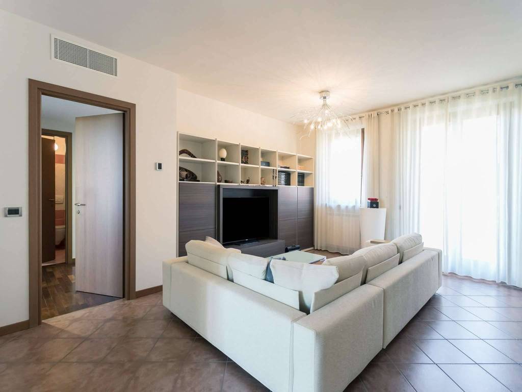 appartamento in vendita ad Azzano San Paolo