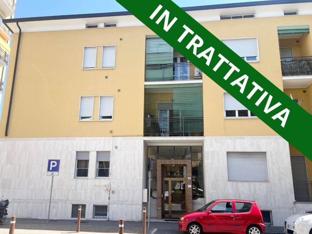 appartamento in vendita ad Azzano San Paolo
