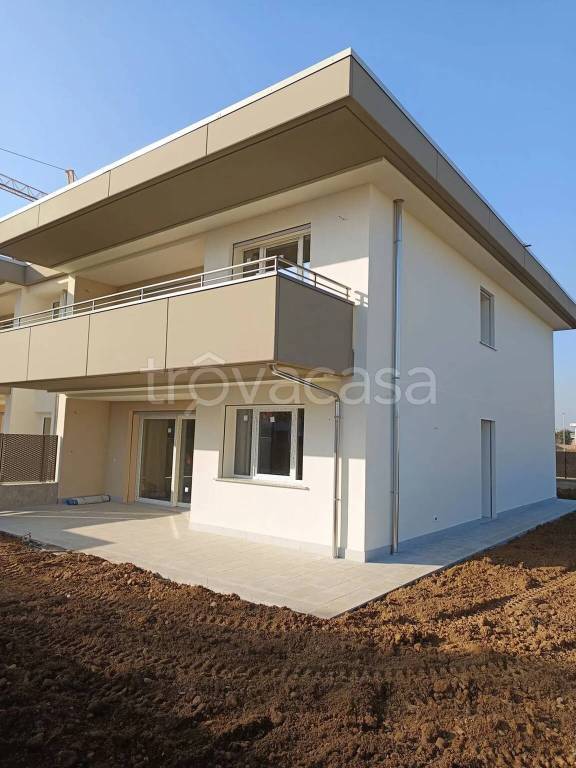 appartamento in vendita ad Azzano San Paolo