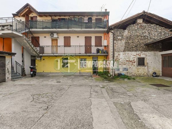 appartamento in vendita ad Azzano San Paolo