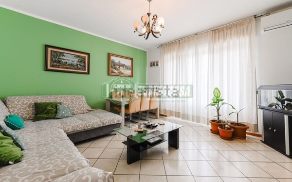 appartamento in vendita ad Azzano San Paolo