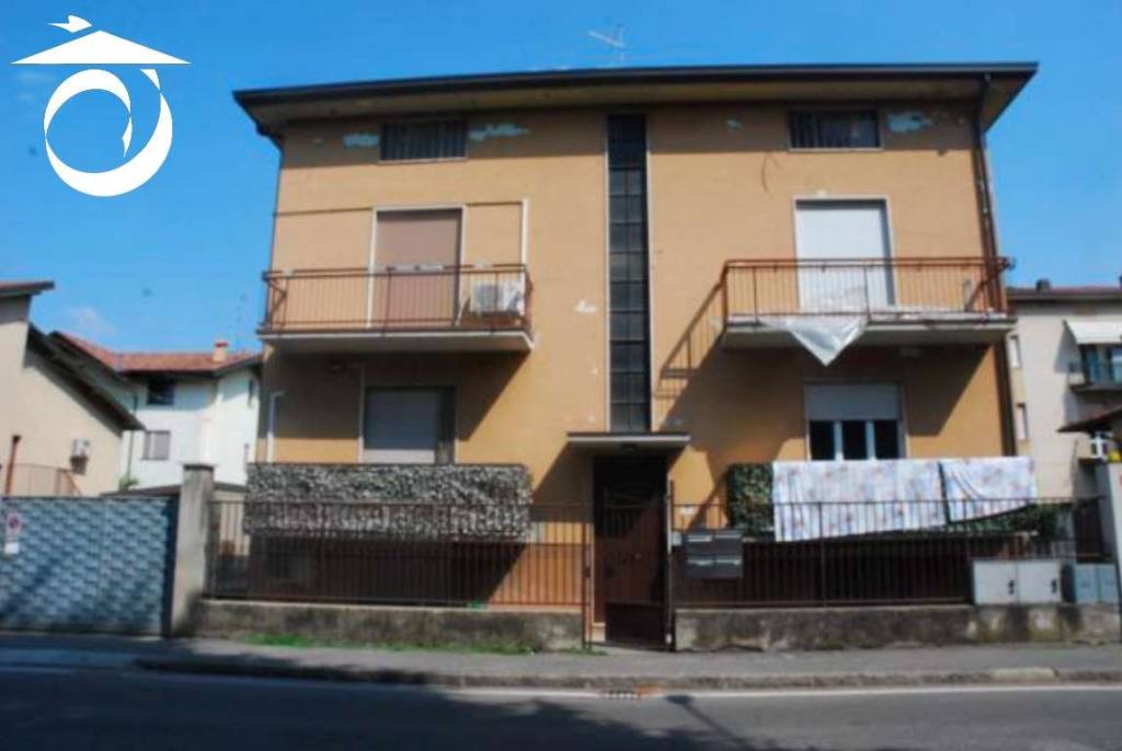 appartamento in vendita ad Azzano San Paolo