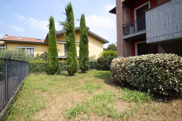 appartamento in vendita ad Azzano San Paolo