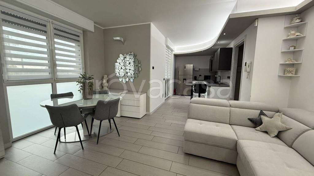 appartamento in vendita ad Azzano San Paolo