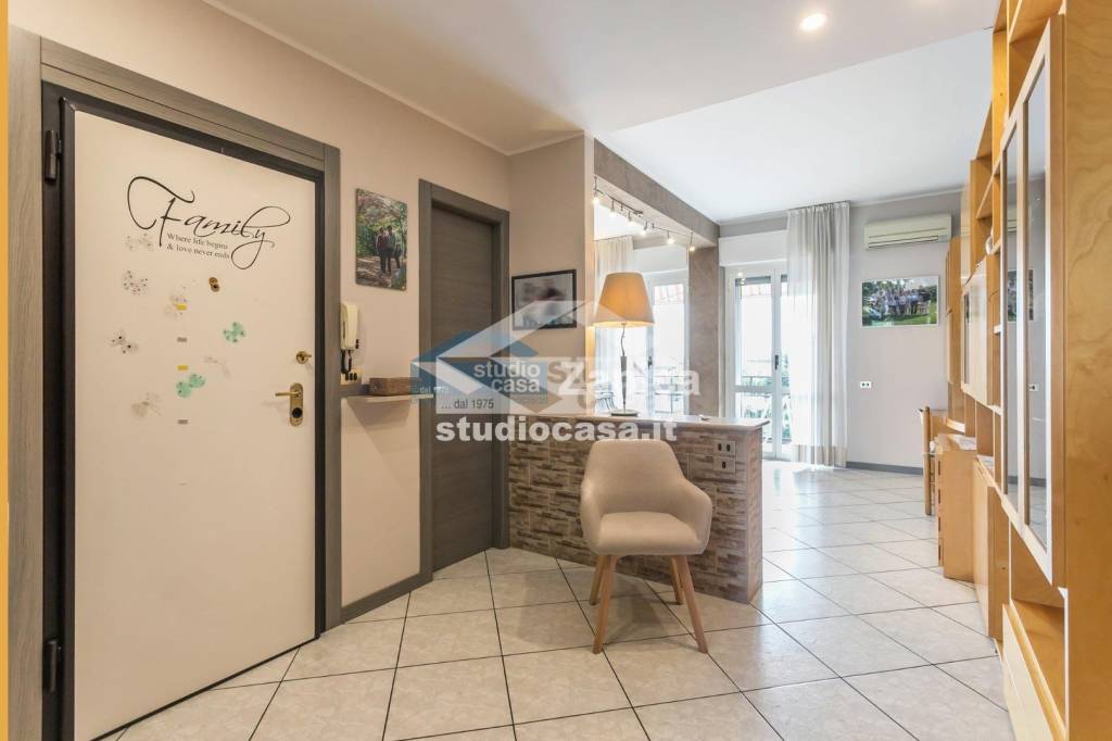 appartamento in vendita ad Azzano San Paolo