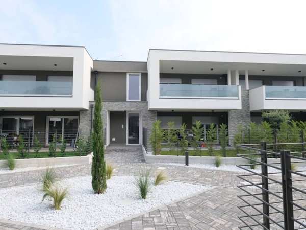 appartamento in vendita ad Azzano San Paolo