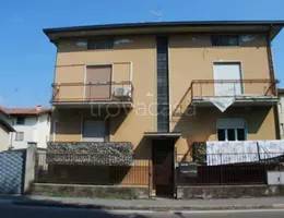 appartamento in vendita ad Azzano San Paolo