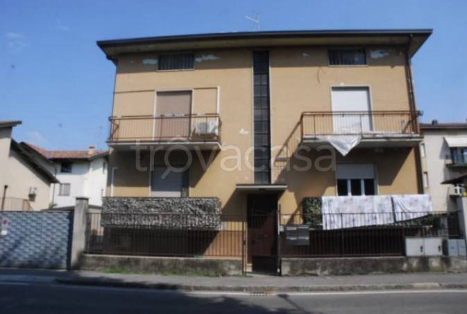 appartamento in vendita ad Azzano San Paolo