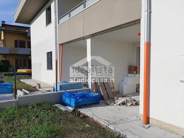 appartamento in vendita ad Azzano San Paolo