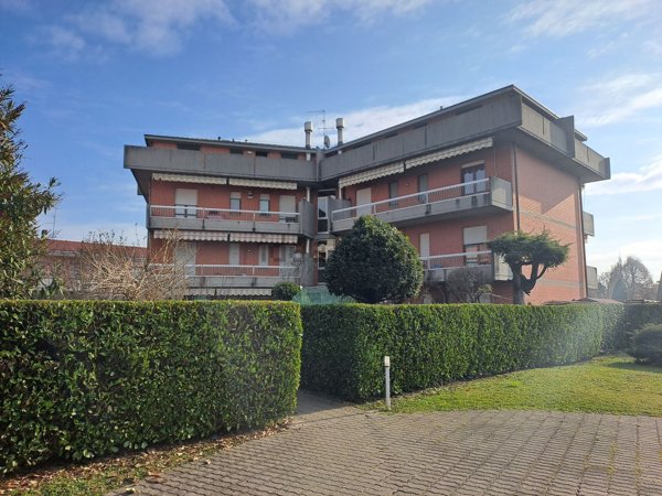 appartamento in vendita ad Azzano San Paolo