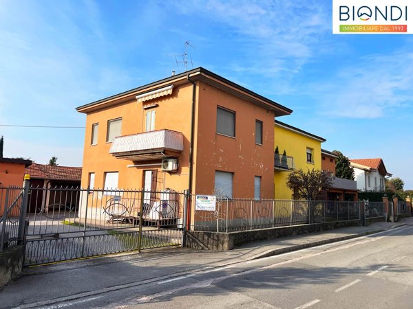 appartamento in vendita ad Azzano San Paolo