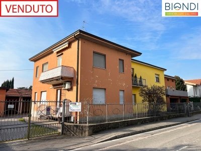 appartamento in vendita ad Azzano San Paolo