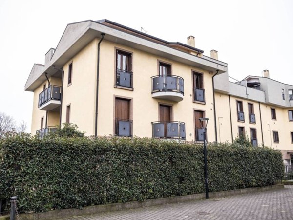 appartamento in vendita ad Azzano San Paolo