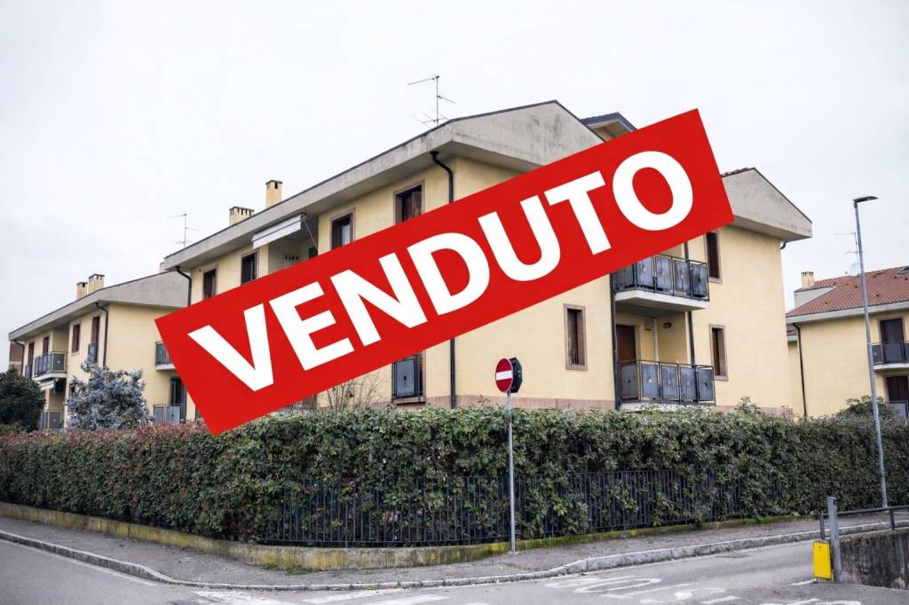 appartamento in vendita ad Azzano San Paolo